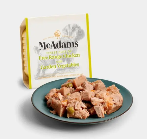 McAdams wet Chicken and garden vegetables 150g